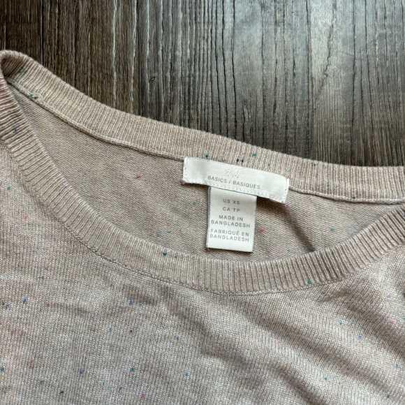 H&M Light Gray Long Sleeve Sweater, size XS - Picture 3 of 3